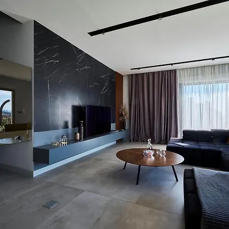 Stunning - 5 Bedrooms - Sei - Amazing Sea & City Views Вилла *